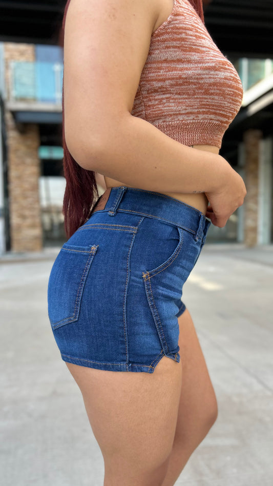 𝙎𝙃𝙊𝙍𝙏𝙎 𝘿𝙀 𝙈𝙀𝙕𝘾𝙇𝙄𝙇𝙇𝘼