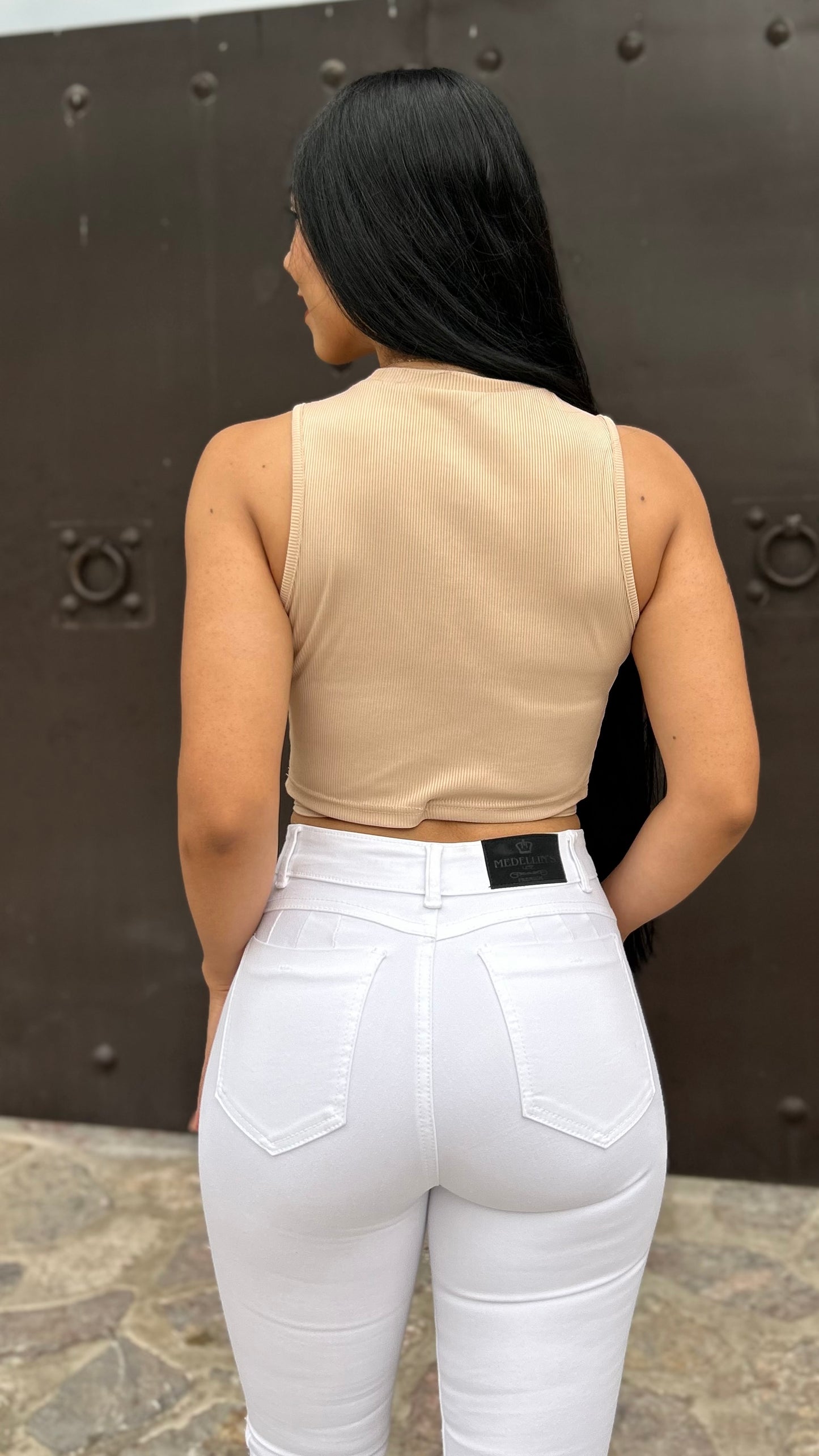 𝙎𝙆𝙄𝙉𝙉𝙔 𝘽𝙇𝘼𝙉𝘾𝙊 𝙍𝘼𝙎𝙂𝘼𝘿𝙊