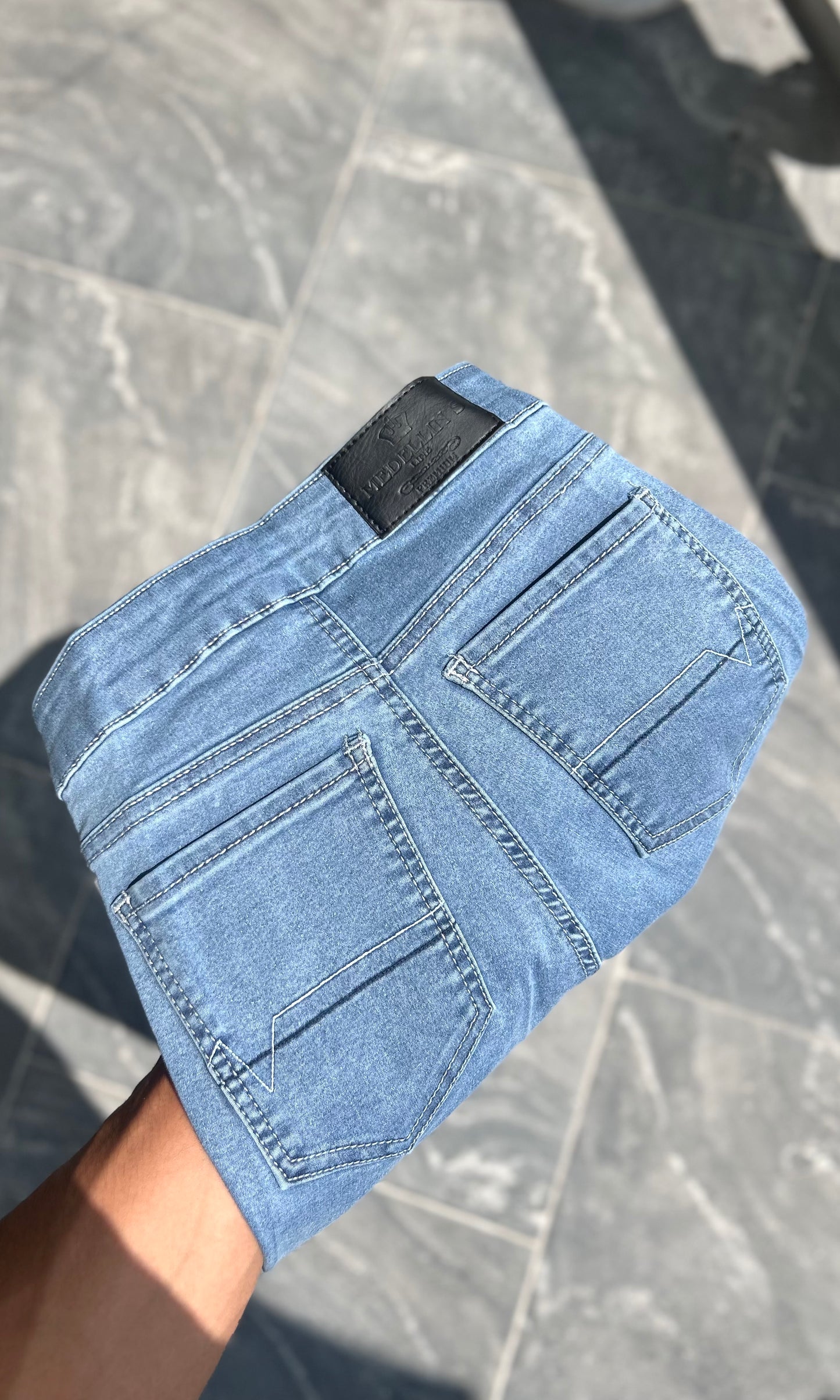 𝙔𝙆 𝘾𝙊𝙉 𝘽𝙊𝙇𝙎𝘼𝙎 𝙏𝙍𝘼𝙎𝙀𝙍𝘼𝙎