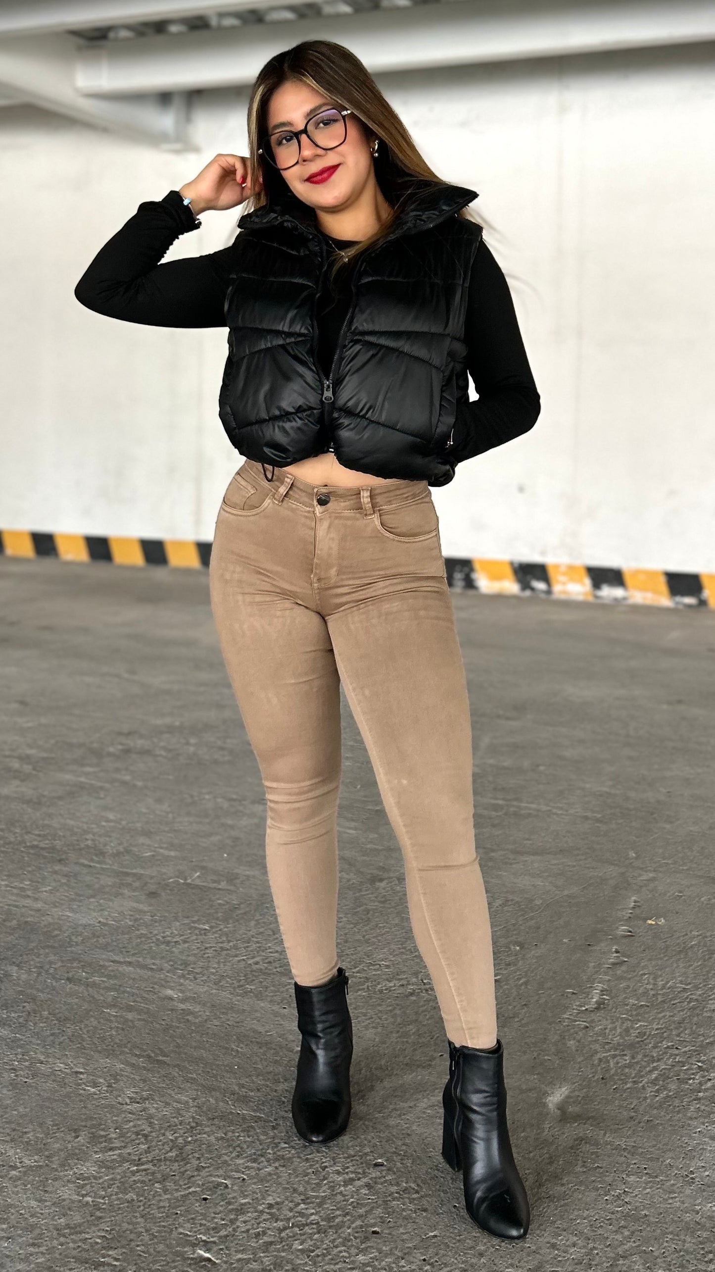 𝙎𝙆𝙄𝙉𝙉𝙔 𝘾𝙊𝙇𝙊𝙍 𝙆𝘼𝙆𝙄