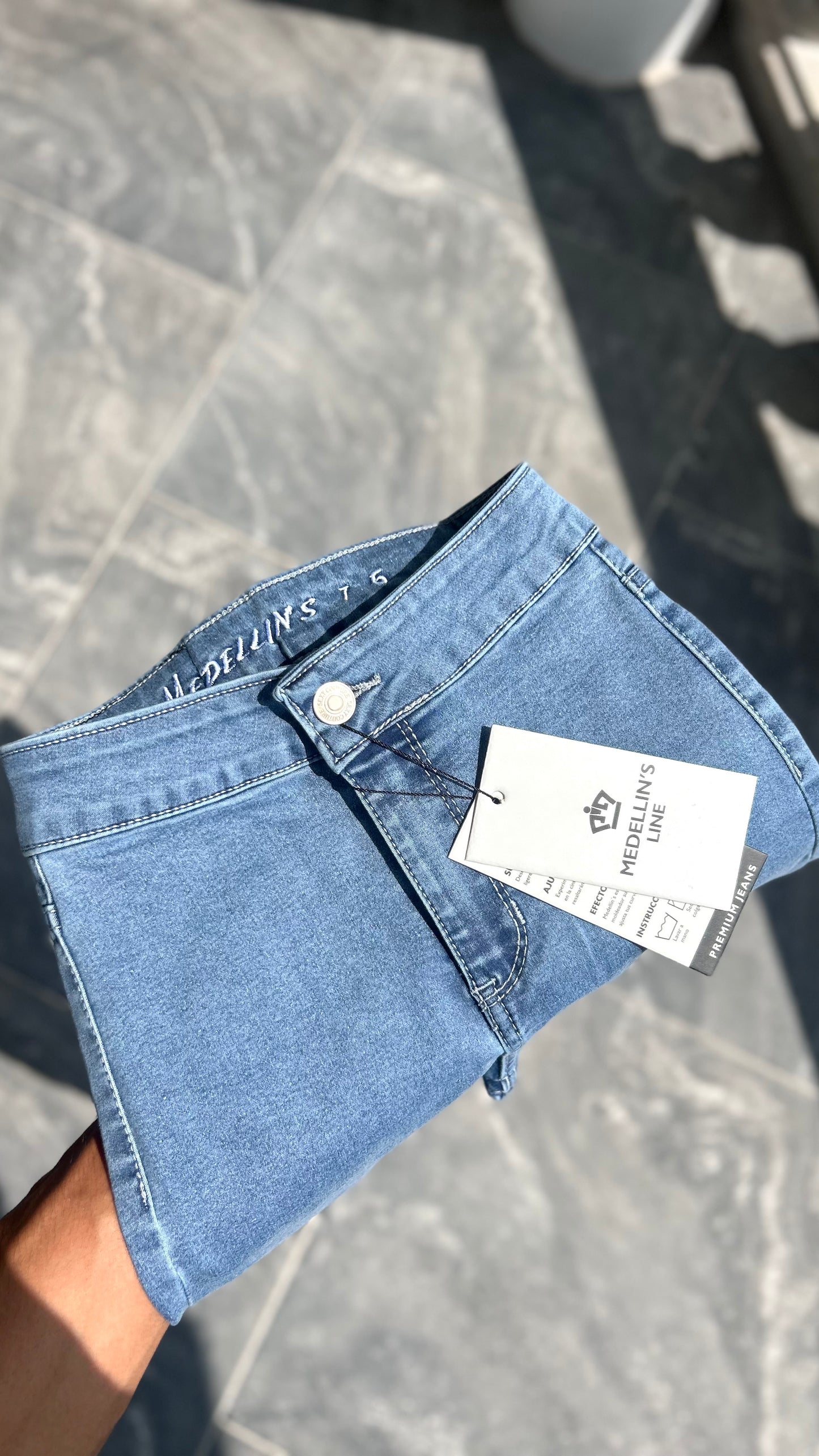 𝙔𝙆 𝘾𝙊𝙉 𝘽𝙊𝙇𝙎𝘼𝙎 𝙏𝙍𝘼𝙎𝙀𝙍𝘼𝙎